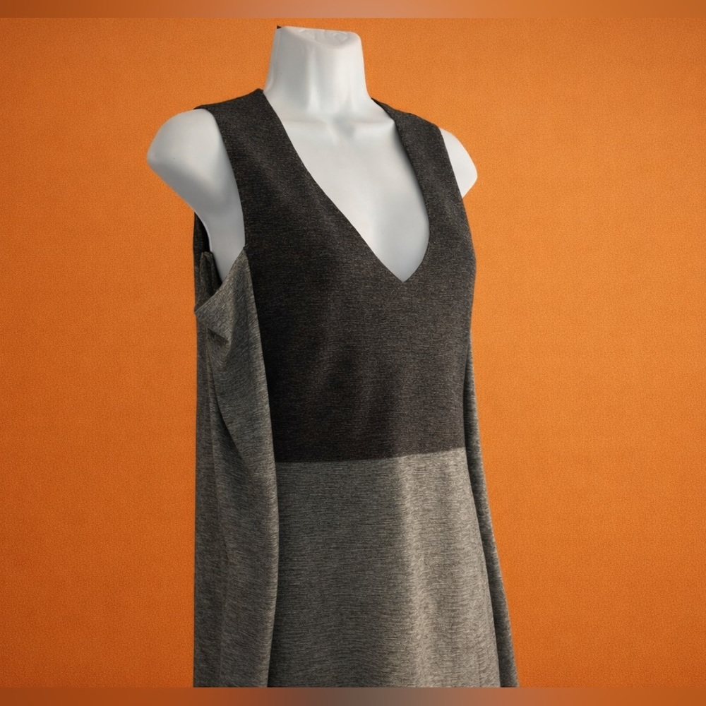 RACHEL Rachel Roy Cold Shoulder Colorblock Top | Size S